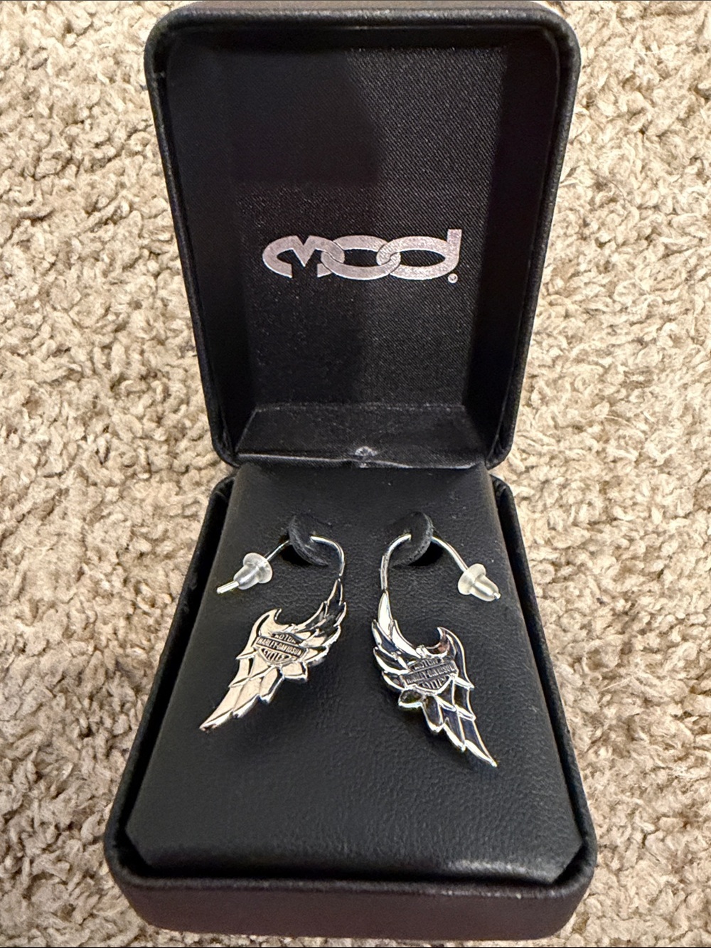 Harley-Davidson Silver Wing Logo Drop Earrings - Picture 4 of 6